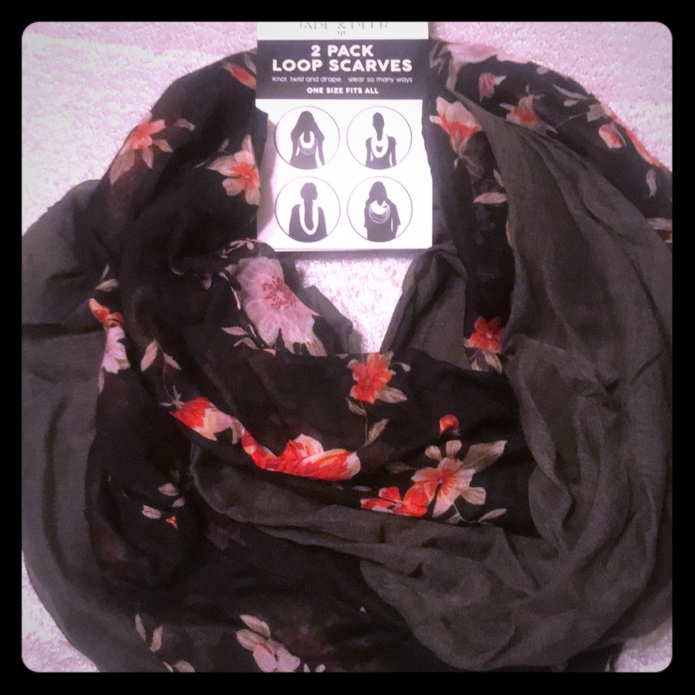 🆕 Jade & Deer 2-Pack Loop Scarves